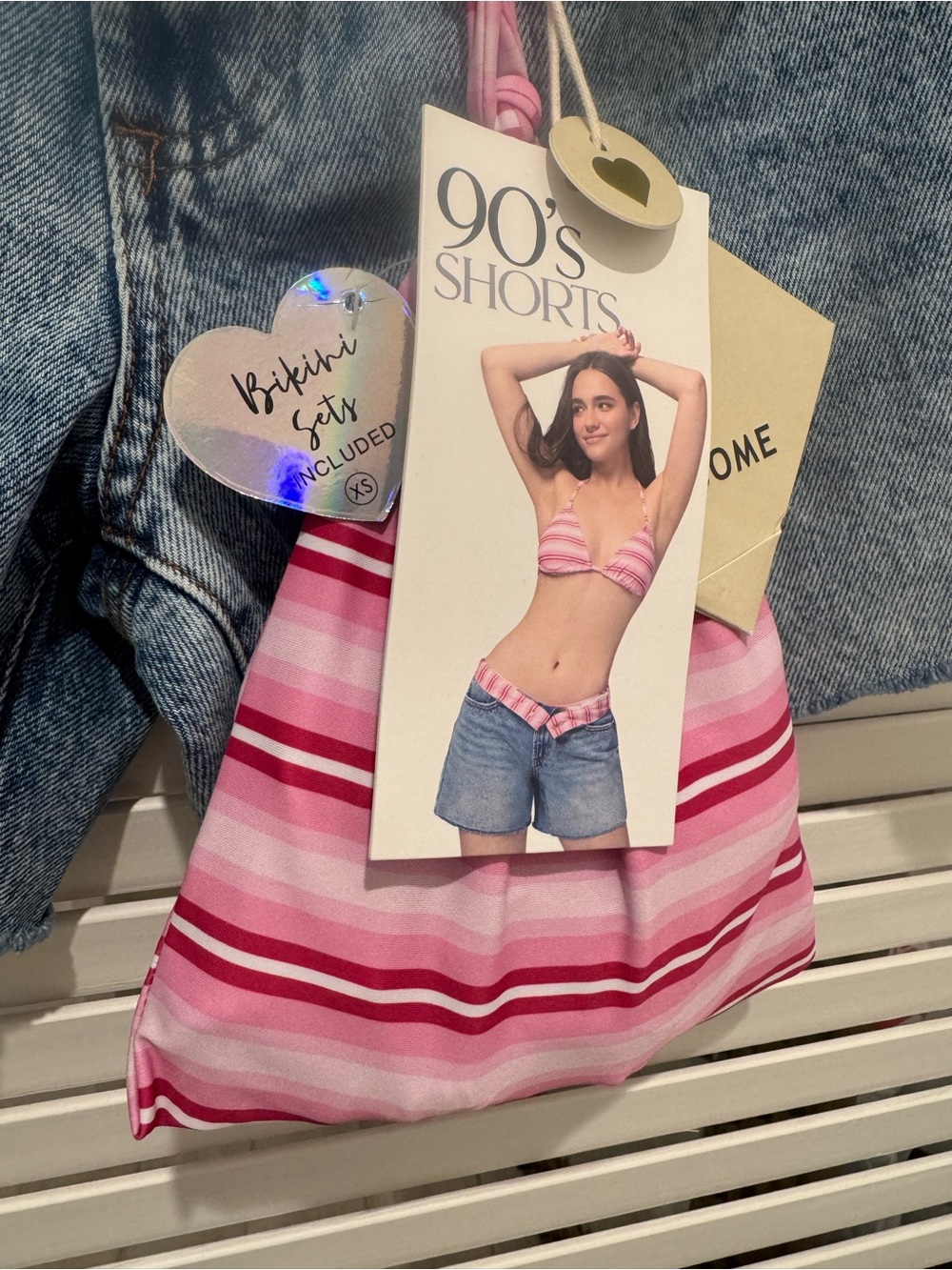 90's High-Waist Denim Jean Shorts with Pink Lining - Picture 2 of 9
